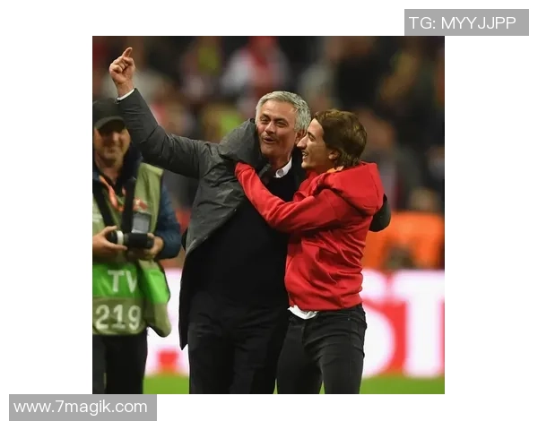 前教练:埃斯特旺小时候踢球就像个外星人,并且仍是个好孩子 前教练:埃斯特旺小时候踢球就像个外星人,并且仍是个好孩子